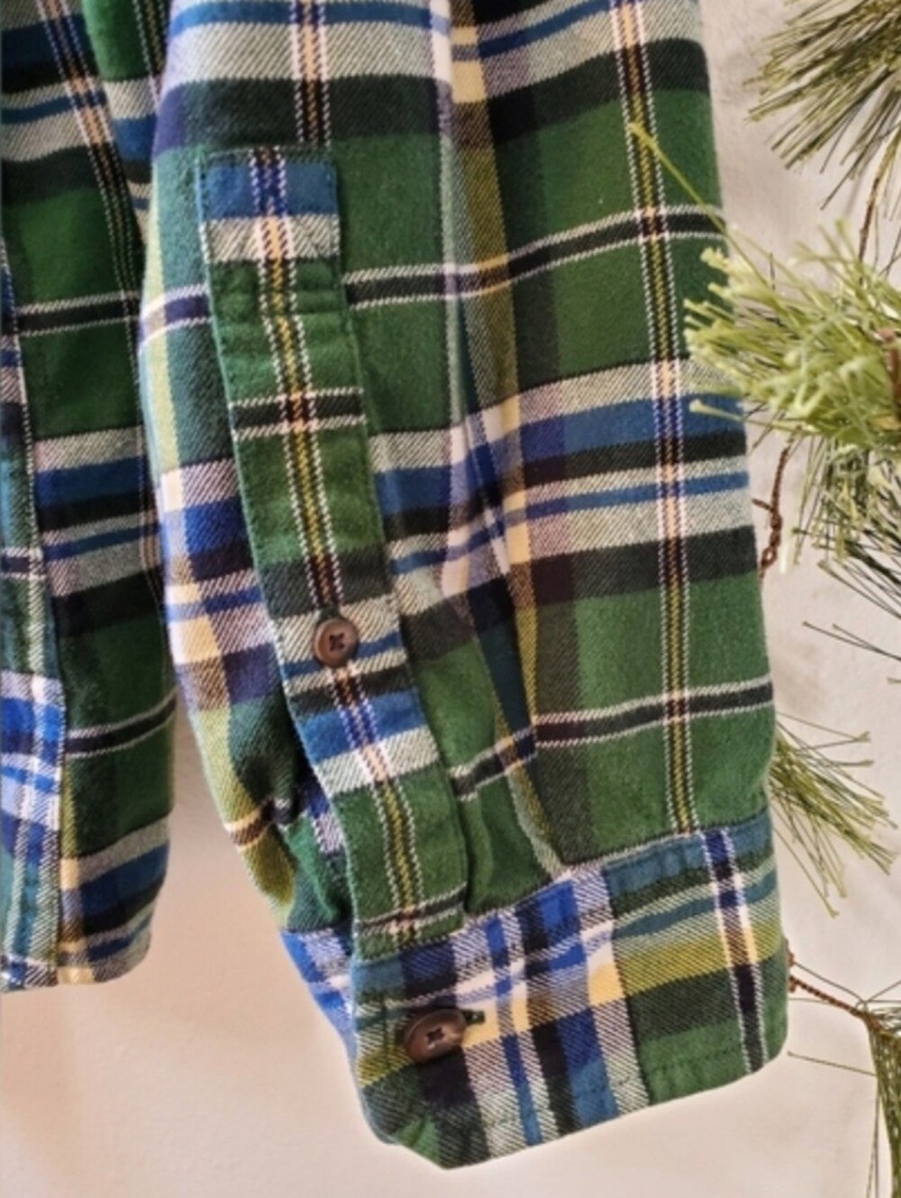 Eddie Bauer Mens XXL Relaxed Fit Green Blue Plaid Flannel Button Down Shirt - Picture 5 of 10